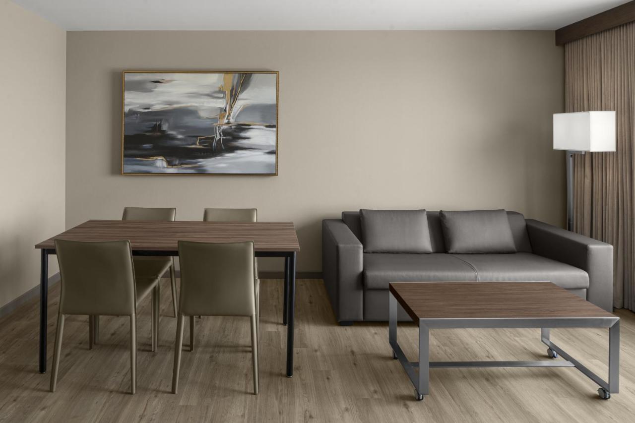 Executive King Suite