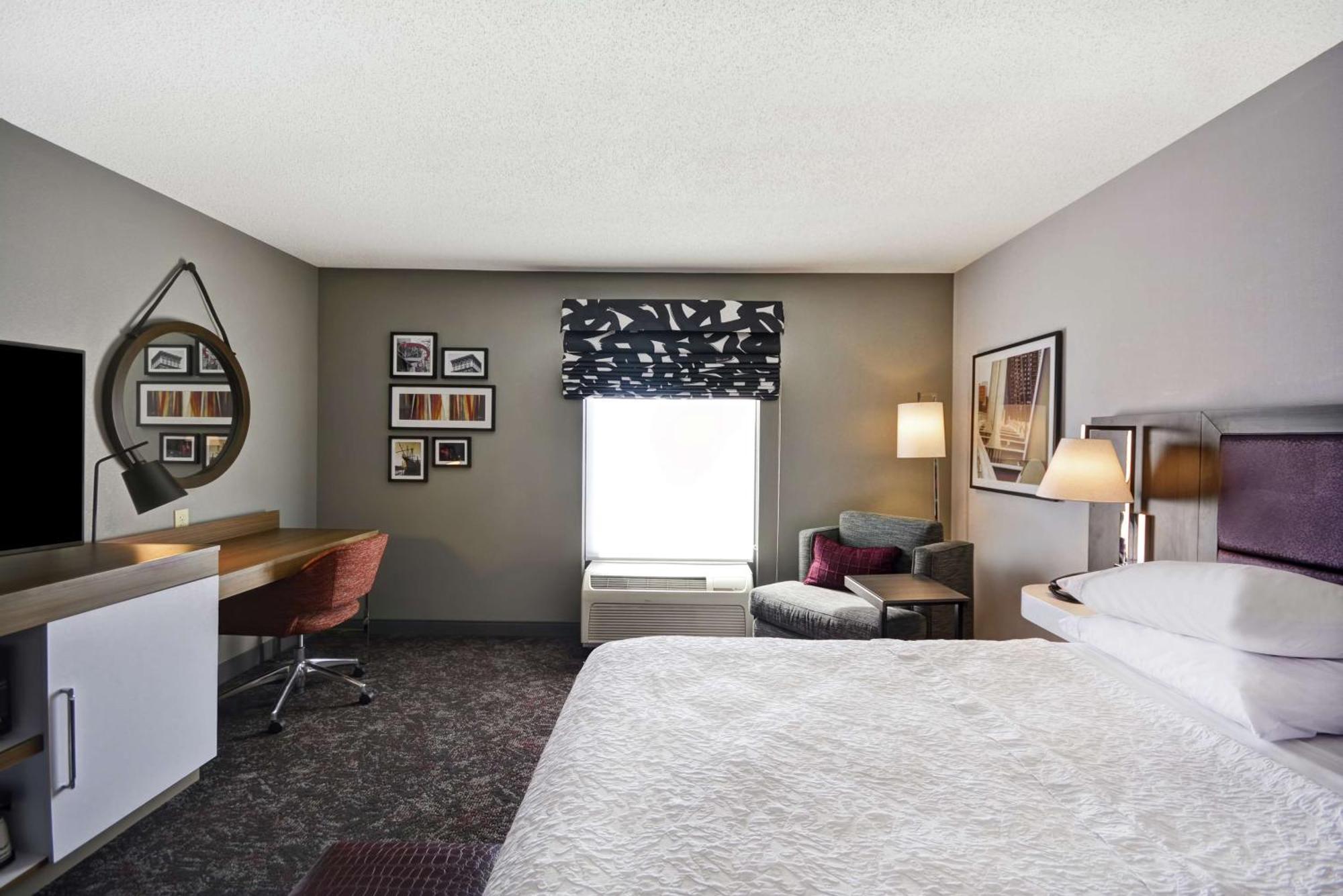 King Room with King Bed - Non-Smoking,1275769504:JPEG