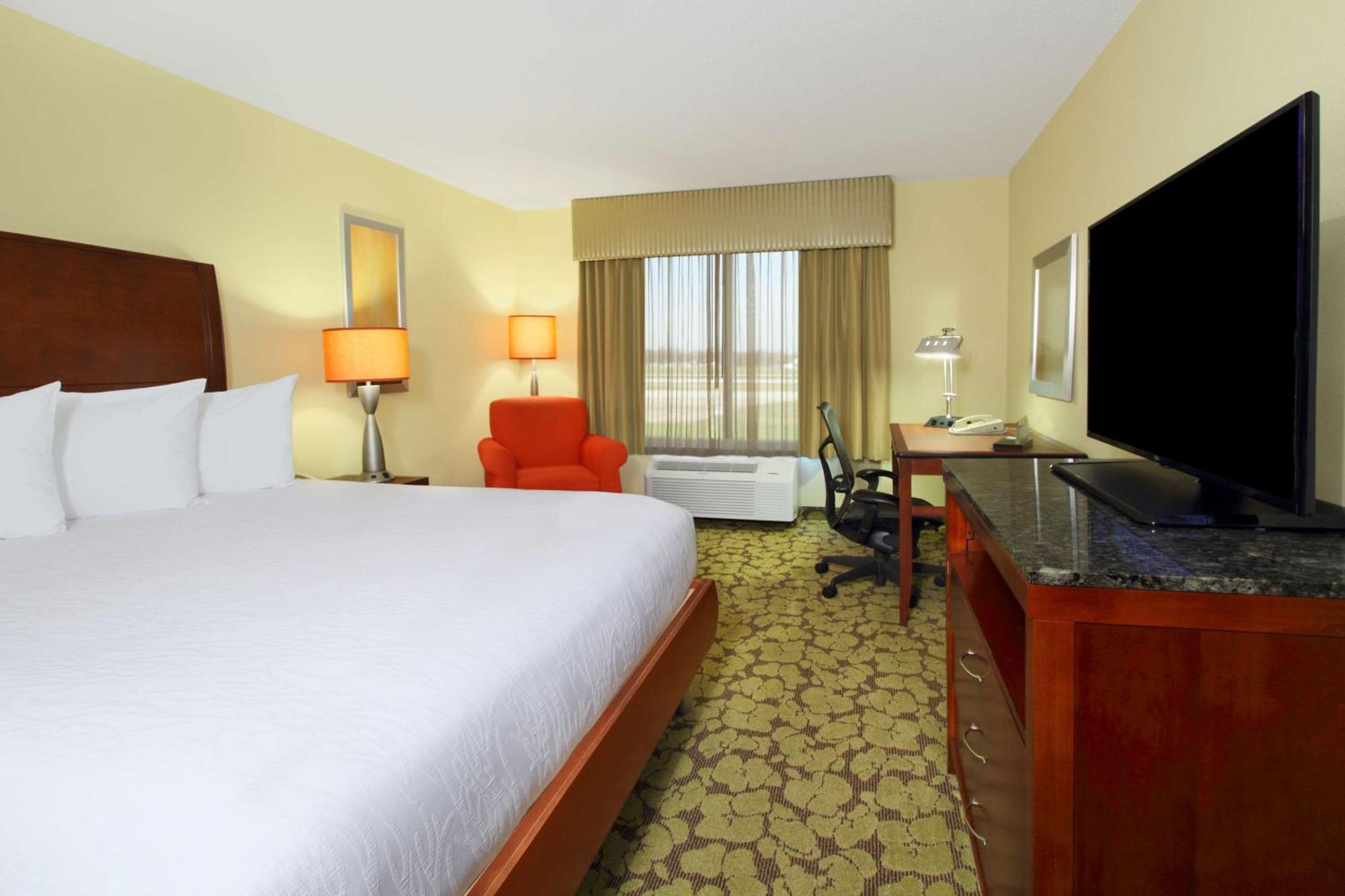 King Room,1557817081:JPEG