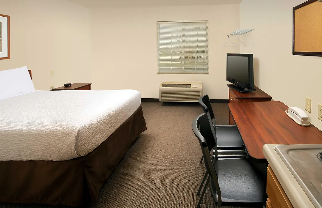 Woodspring Suites Columbus North I-270-1