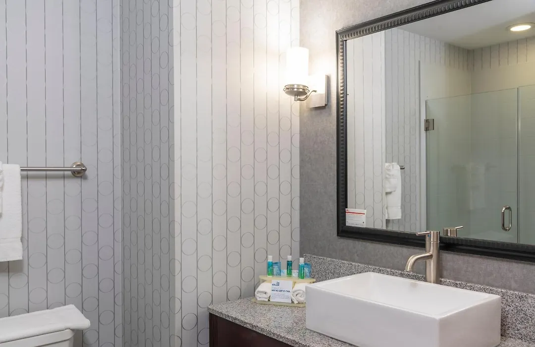 Holiday Inn Express & Suites Columbus - Polaris, An Ihg Hotel-1