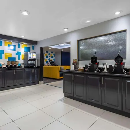 La Quinta By Wyndham Columbus West - Hilliard-3