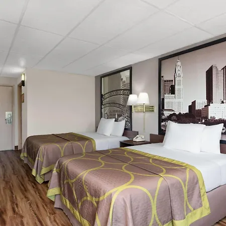 Super 8 By Wyndham Columbus-3