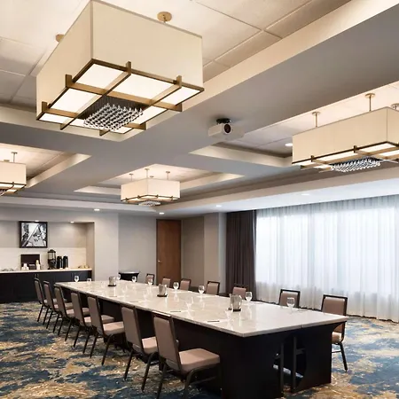 Embassy Suites By Hilton Columbus-2