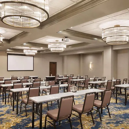 Embassy Suites By Hilton Columbus-3