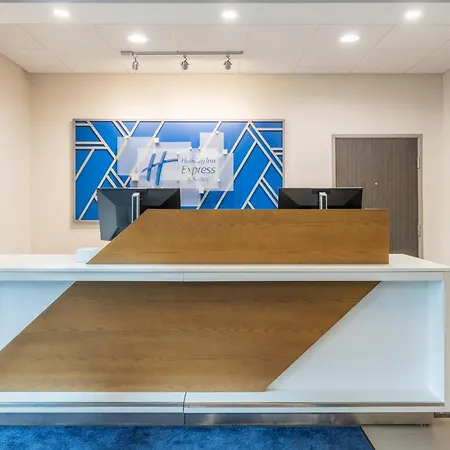 Holiday Inn Express & Suites Columbus - Polaris, An Ihg Hotel-2