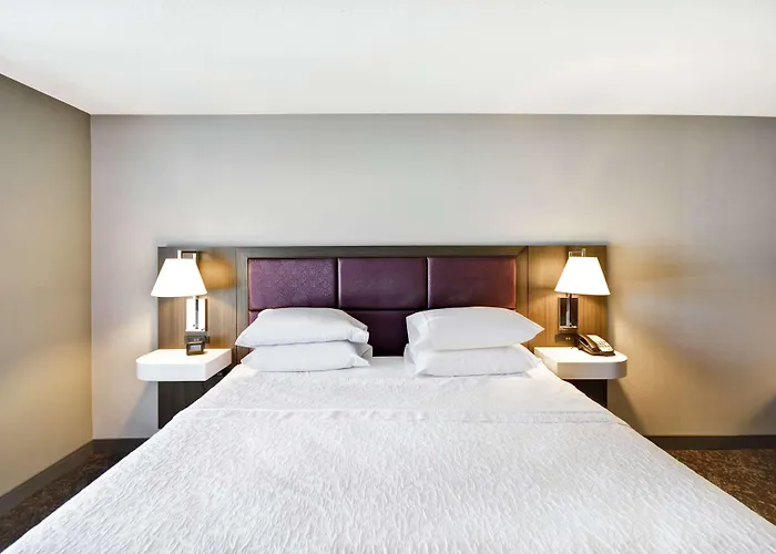 Hampton Inn & Suites Columbus-Easton Area