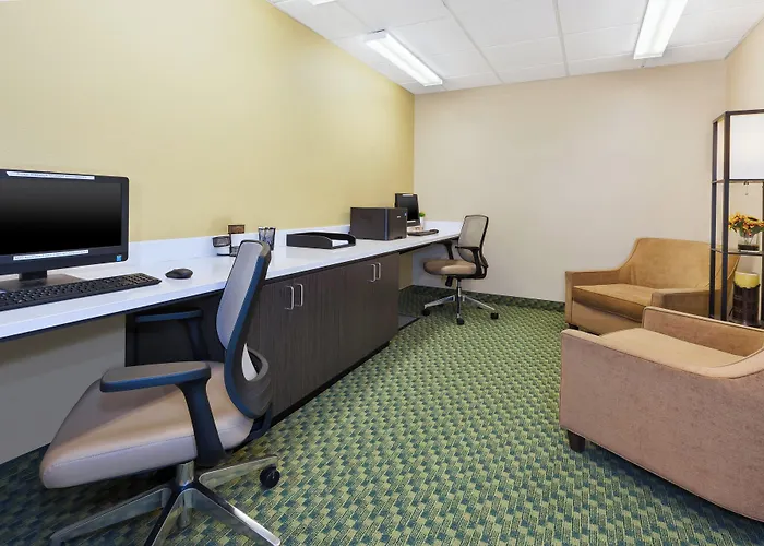 Candlewood Suites Polaris By Ihg Flint