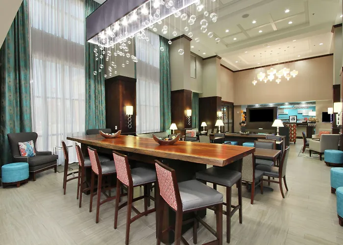 Hampton Inn & Suites Columbus/University Area